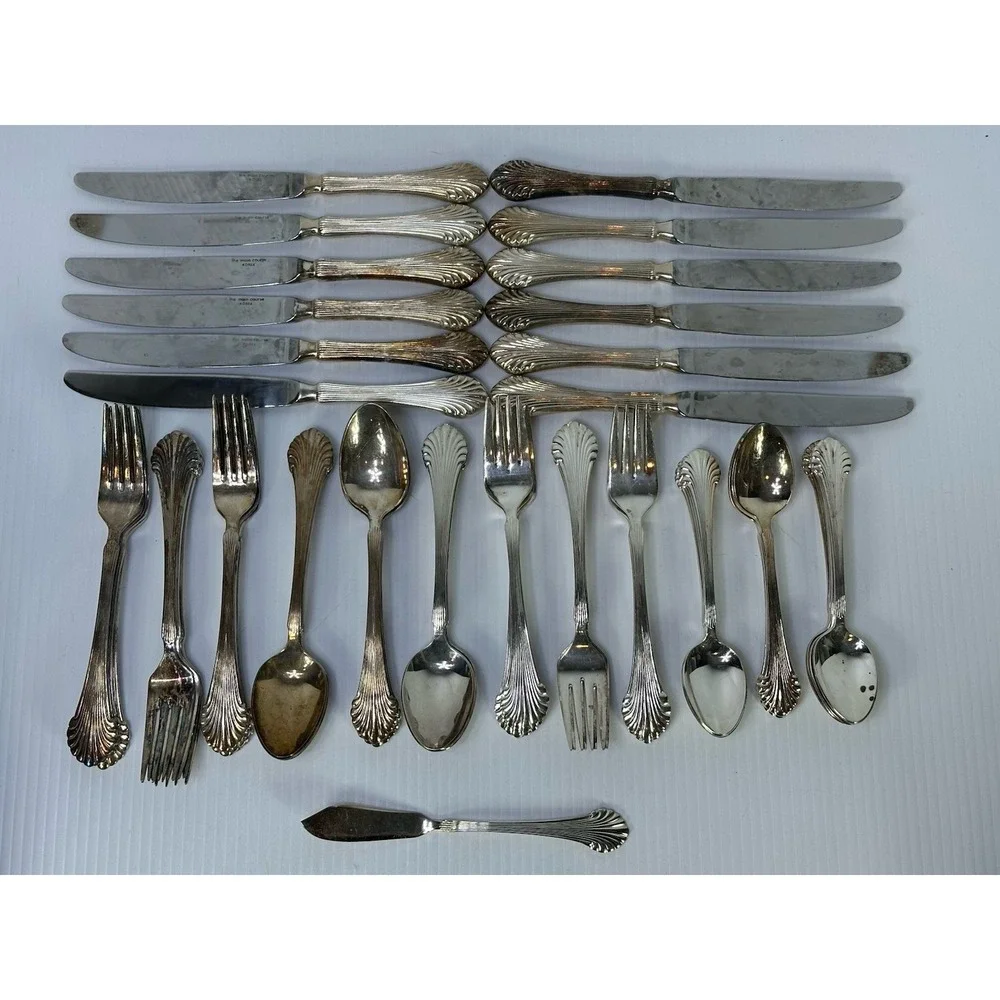61 Pieces The Main Course Korea Silverplate Ribbed Plume Tip Flatware Set MNF48